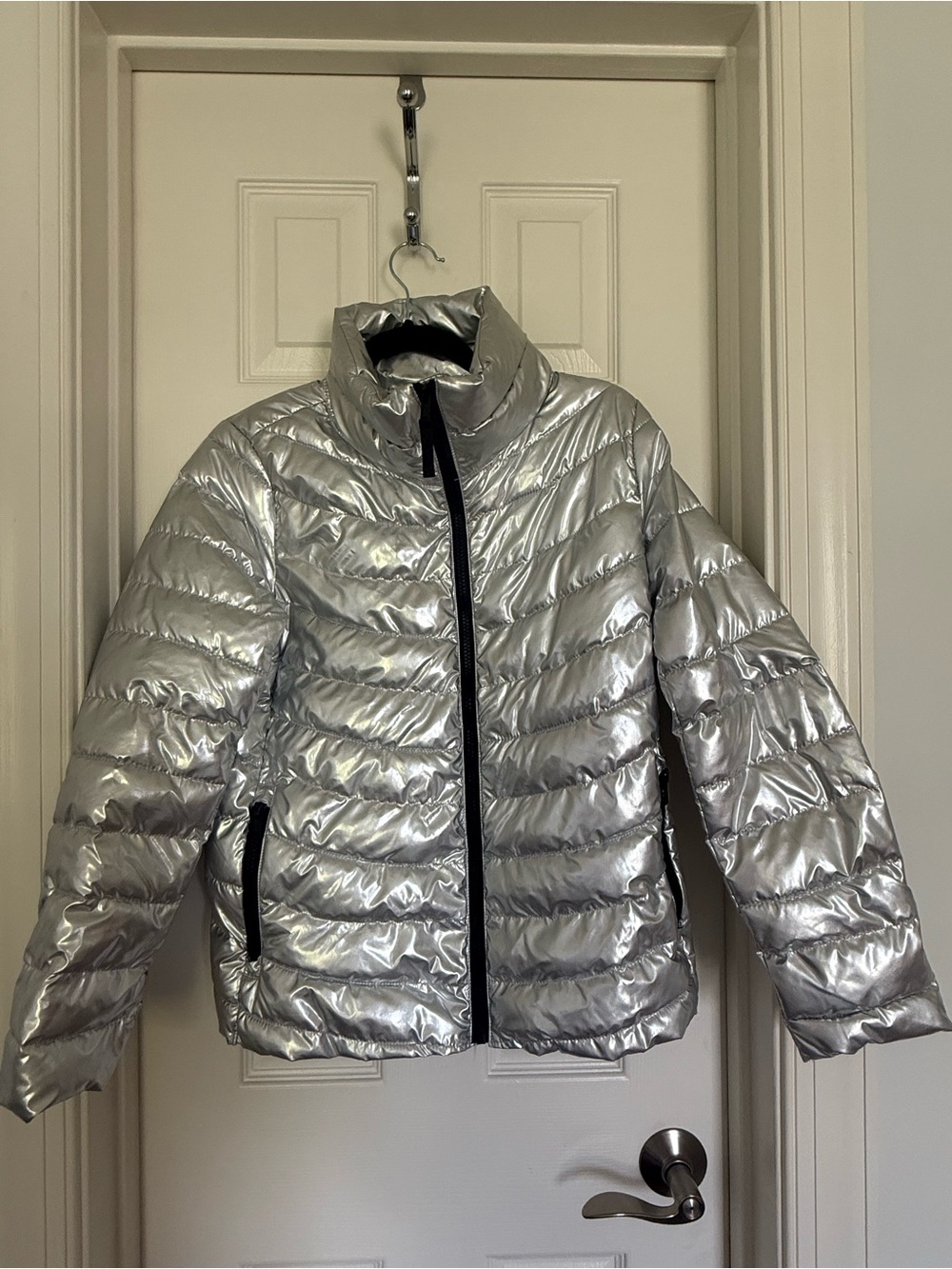GAP ColdControl Packs Into Pocket Puffer Jacket Silver Small Petite